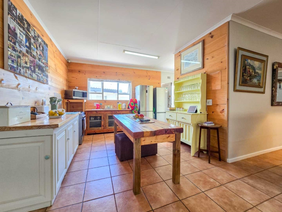 4 Bedroom Property for Sale in Stilbaai Wes Western Cape